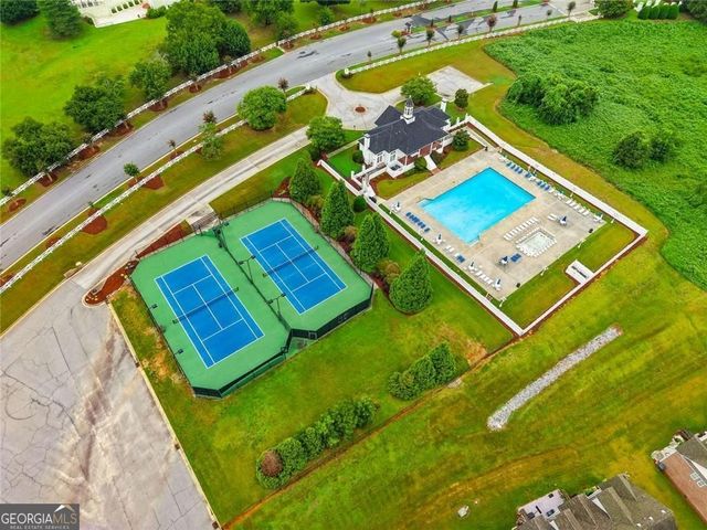 315 Savannah Place, Loganville, GA 30052