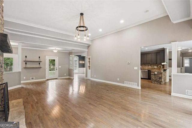 315 Savannah Place, Loganville, GA 30052