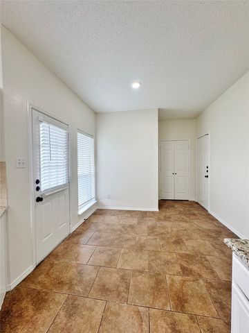 835 Rockett Lane, Cedar Hill, TX 75104