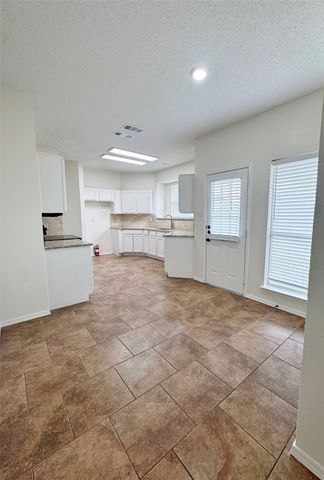 835 Rockett Lane, Cedar Hill, TX 75104