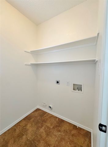 835 Rockett Lane, Cedar Hill, TX 75104