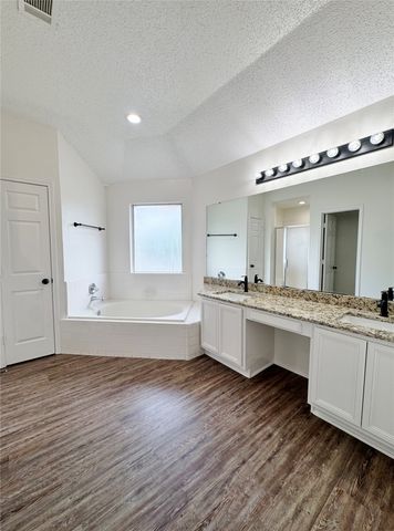 835 Rockett Lane, Cedar Hill, TX 75104