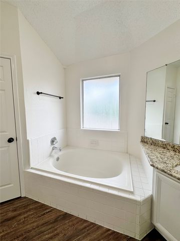 835 Rockett Lane, Cedar Hill, TX 75104