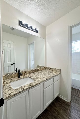 835 Rockett Lane, Cedar Hill, TX 75104