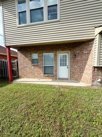 835 Rockett Lane, Cedar Hill, TX 75104