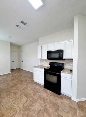 835 Rockett Lane, Cedar Hill, TX 75104