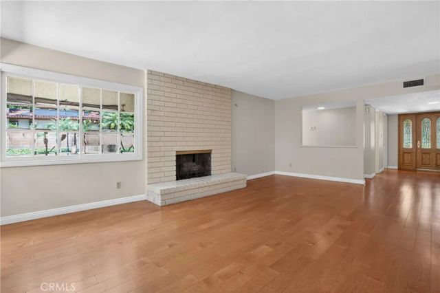 19600 Kingsbury Street, Chatsworth, CA 91311