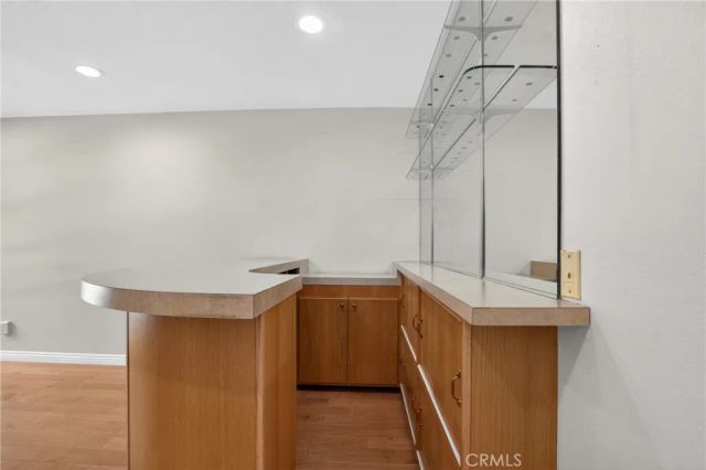 19600 Kingsbury Street, Chatsworth, CA 91311