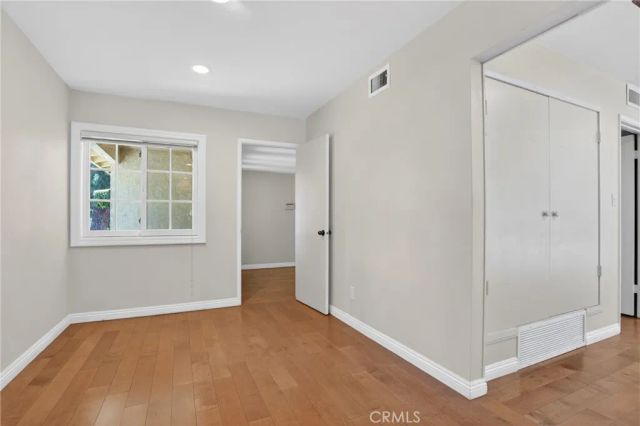 19600 Kingsbury Street, Chatsworth, CA 91311