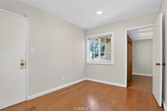 19600 Kingsbury Street, Chatsworth, CA 91311