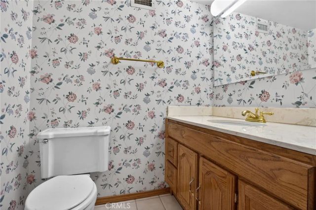 19600 Kingsbury Street, Chatsworth, CA 91311