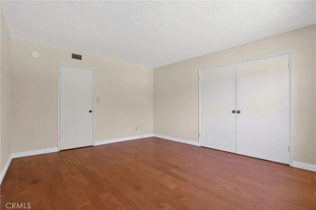 19600 Kingsbury Street, Chatsworth, CA 91311