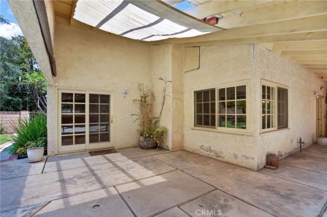 19600 Kingsbury Street, Chatsworth, CA 91311