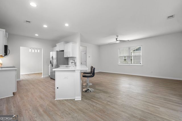 508 Lakeside Boulevard, Port Wentworth, GA 31407