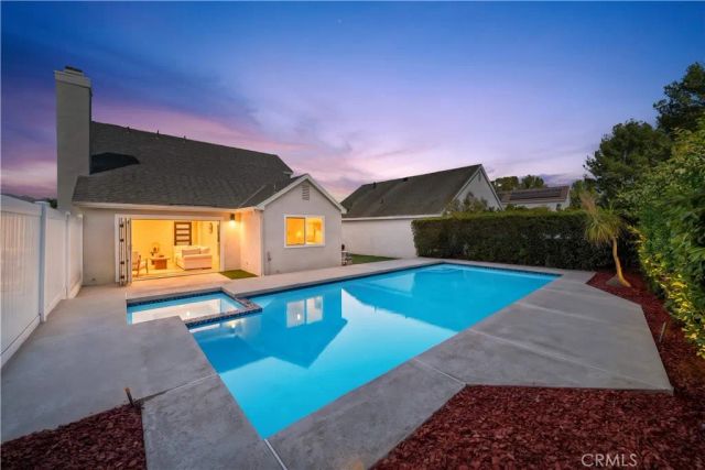 21195 Cedar Ln, Mission Viejo, CA 92691