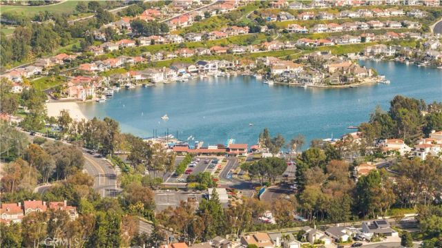 21195 Cedar Ln, Mission Viejo, CA 92691