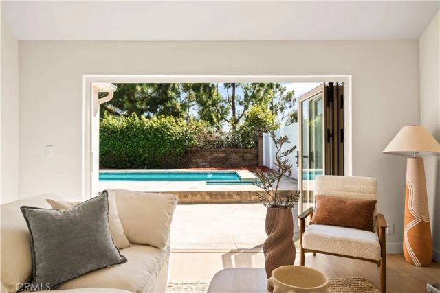 21195 Cedar Ln, Mission Viejo, CA 92691