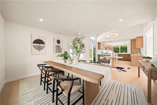 21195 Cedar Ln, Mission Viejo, CA 92691