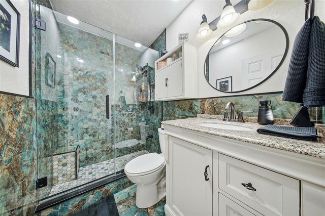 5950 49 AVENUE N, Kenneth City, FL 33709