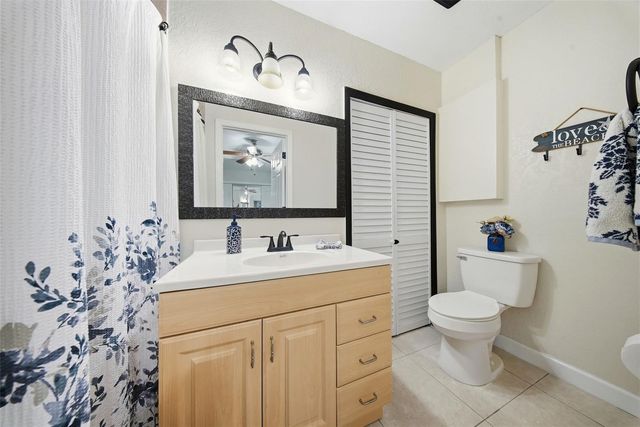 5950 49 AVENUE N, Kenneth City, FL 33709