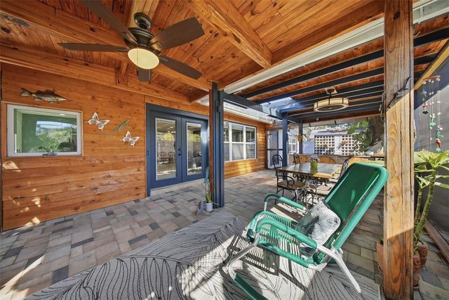 5950 49 AVENUE N, Kenneth City, FL 33709