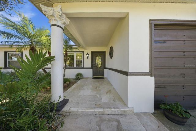 5950 49 AVENUE N, Kenneth City, FL 33709