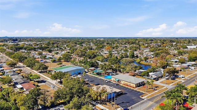 5950 49 AVENUE N, Kenneth City, FL 33709