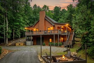 50 Kings Court, Ellijay, GA 30540