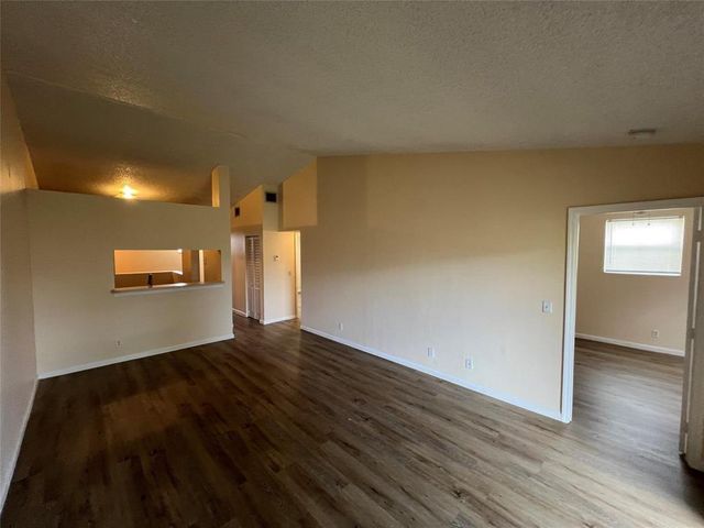 2431 NW 56th Avenue 5-201, Lauderhill, FL 33313