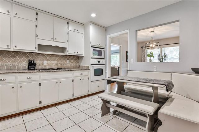 1422 Lively Ridge NE Road, Atlanta, GA 30329