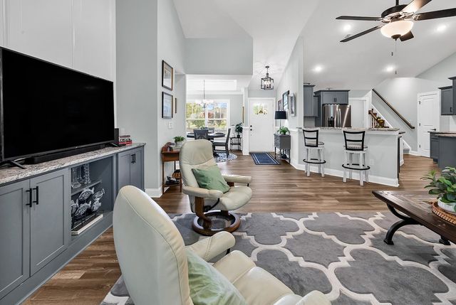 210 Rivers Edge Dr., Conway, SC 29526