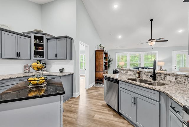 210 Rivers Edge Dr., Conway, SC 29526