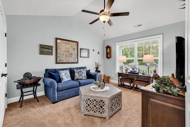 210 Rivers Edge Dr., Conway, SC 29526