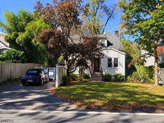 221 Village Rd, Harding Twp., NJ 07935