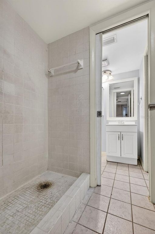 Image 21 of property listing at 5330 MYAKKA VALLEY TRAIL, Sarasota, FL 34241