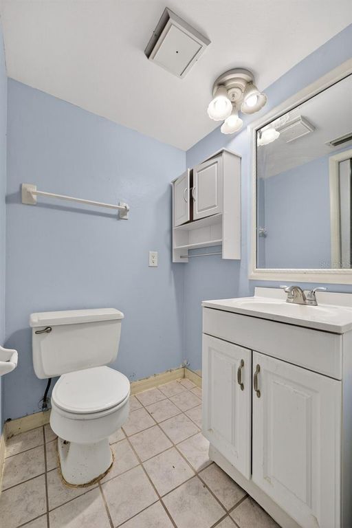 Image 22 of property listing at 5330 MYAKKA VALLEY TRAIL, Sarasota, FL 34241