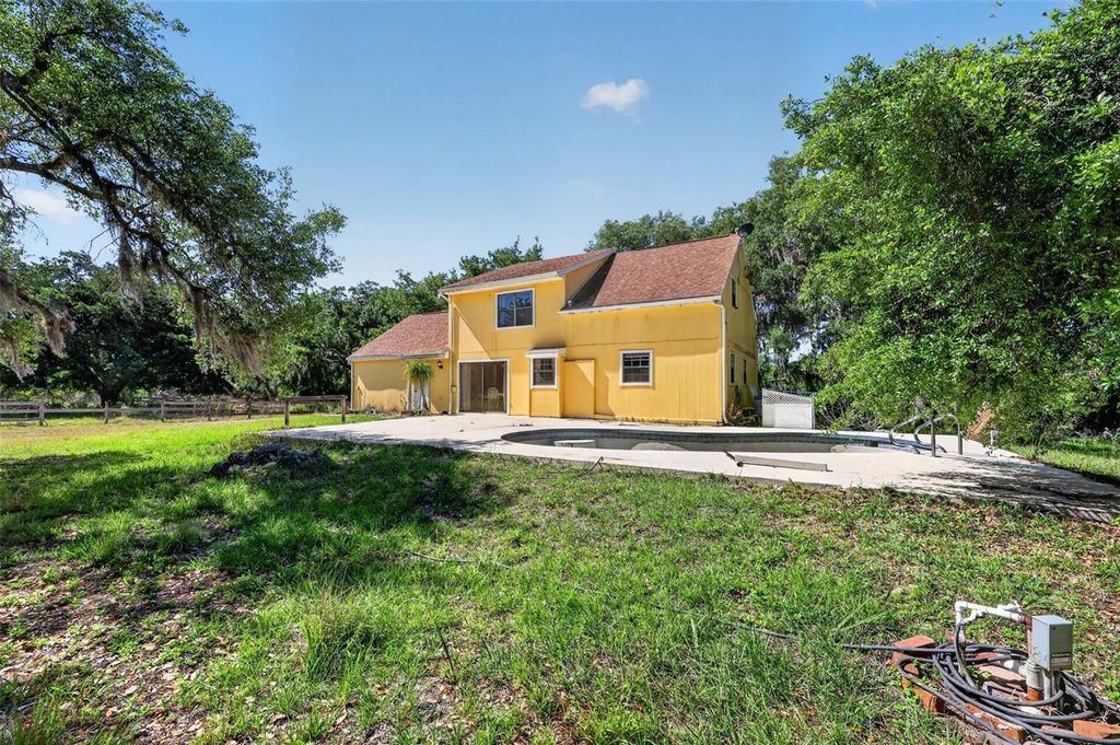 Image 40 of property listing at 5330 MYAKKA VALLEY TRAIL, Sarasota, FL 34241