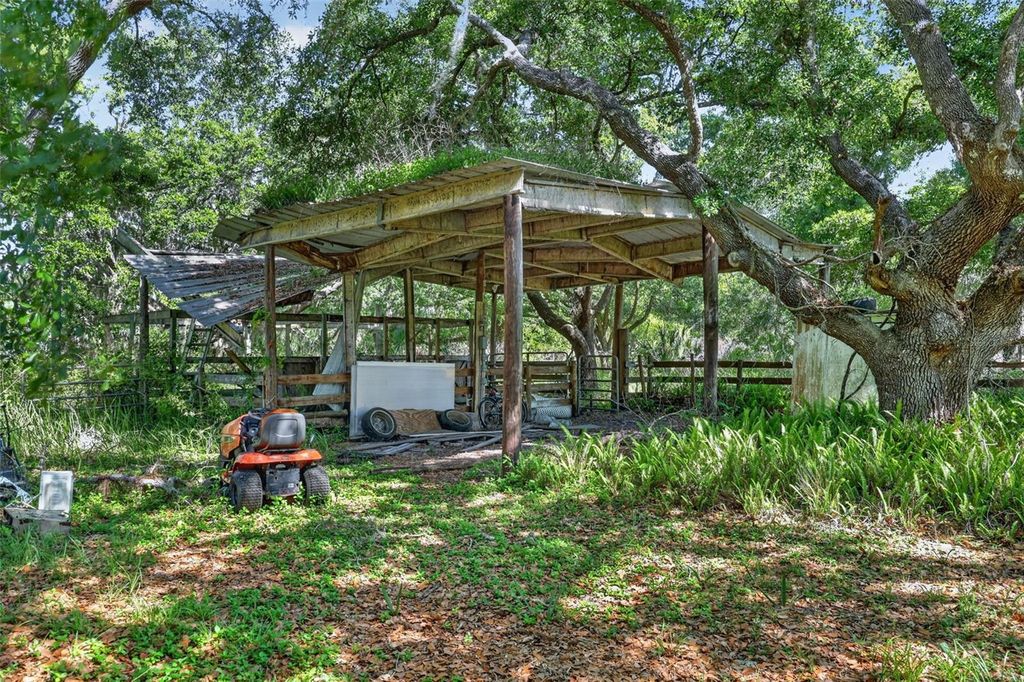 Image 46 of property listing at 5330 MYAKKA VALLEY TRAIL, Sarasota, FL 34241