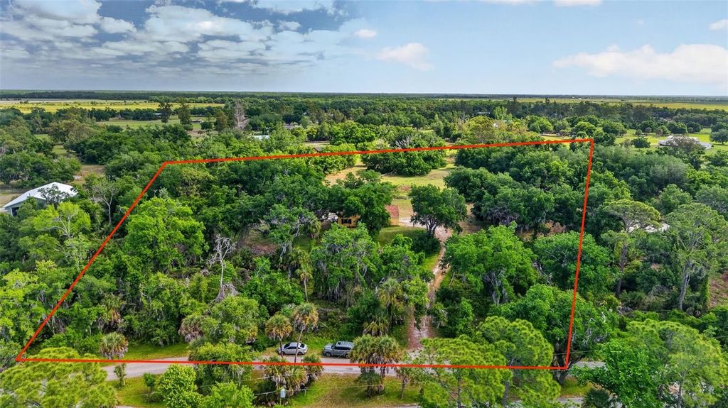 Image 49 of property listing at 5330 MYAKKA VALLEY TRAIL, Sarasota, FL 34241