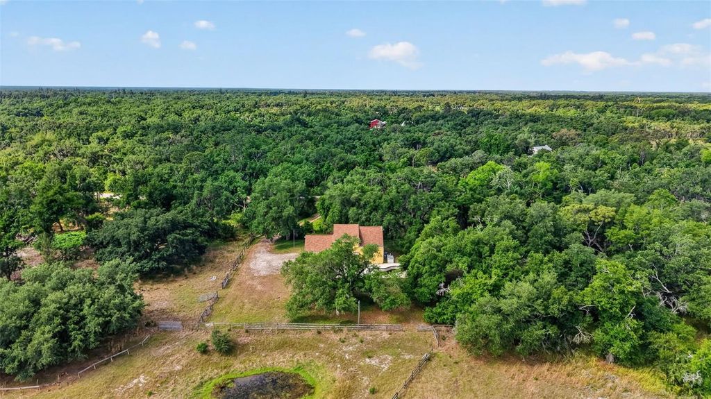 Image 55 of property listing at 5330 MYAKKA VALLEY TRAIL, Sarasota, FL 34241