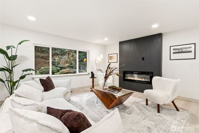 6430 33rd Avenue NW, Olympia, WA 98502