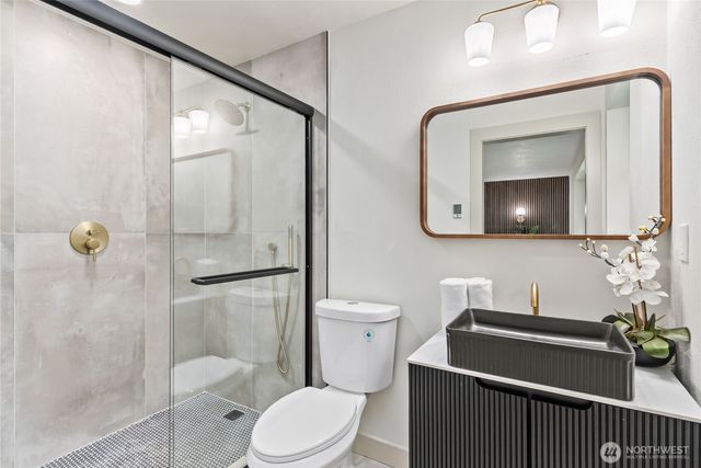 6430 33rd Avenue NW, Olympia, WA 98502