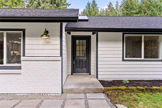 6430 33rd Avenue NW, Olympia, WA 98502