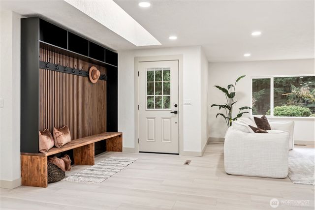 6430 33rd Avenue NW, Olympia, WA 98502