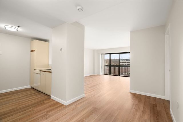 15 N Beacon St 607, Boston, MA 02134