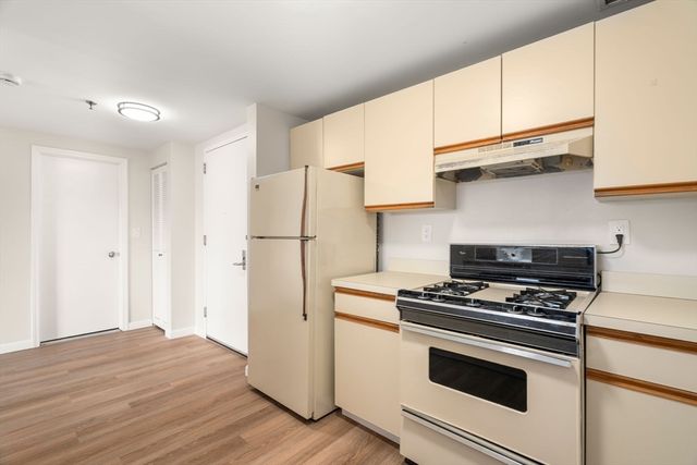 15 N Beacon St 607, Boston, MA 02134