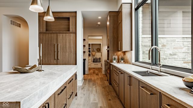4435 Strathmore Lane, Zionsville, IN 46077