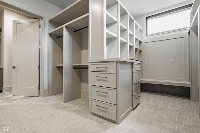 4435 Strathmore Lane, Zionsville, IN 46077