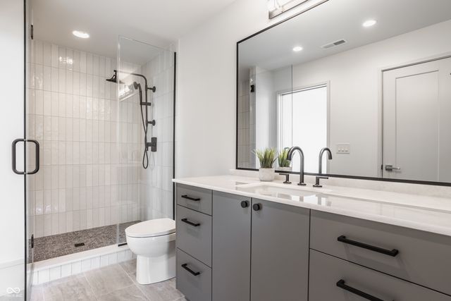 4435 Strathmore Lane, Zionsville, IN 46077