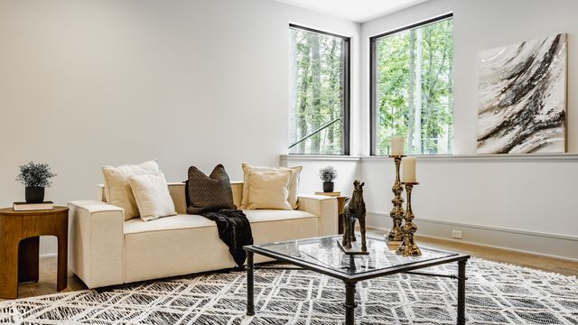 4435 Strathmore Lane, Zionsville, IN 46077
